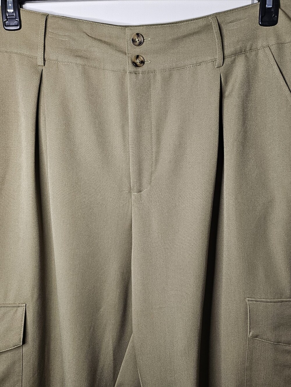 And Now This Women's Plus Size 2X Tan Wide Leg Cargo Pants Pleated Utility - Picture 2 of 15